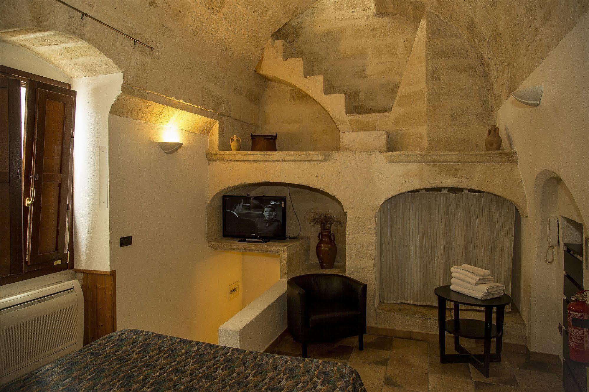Vecchia Mottola Albergo Diffuso Exterior foto